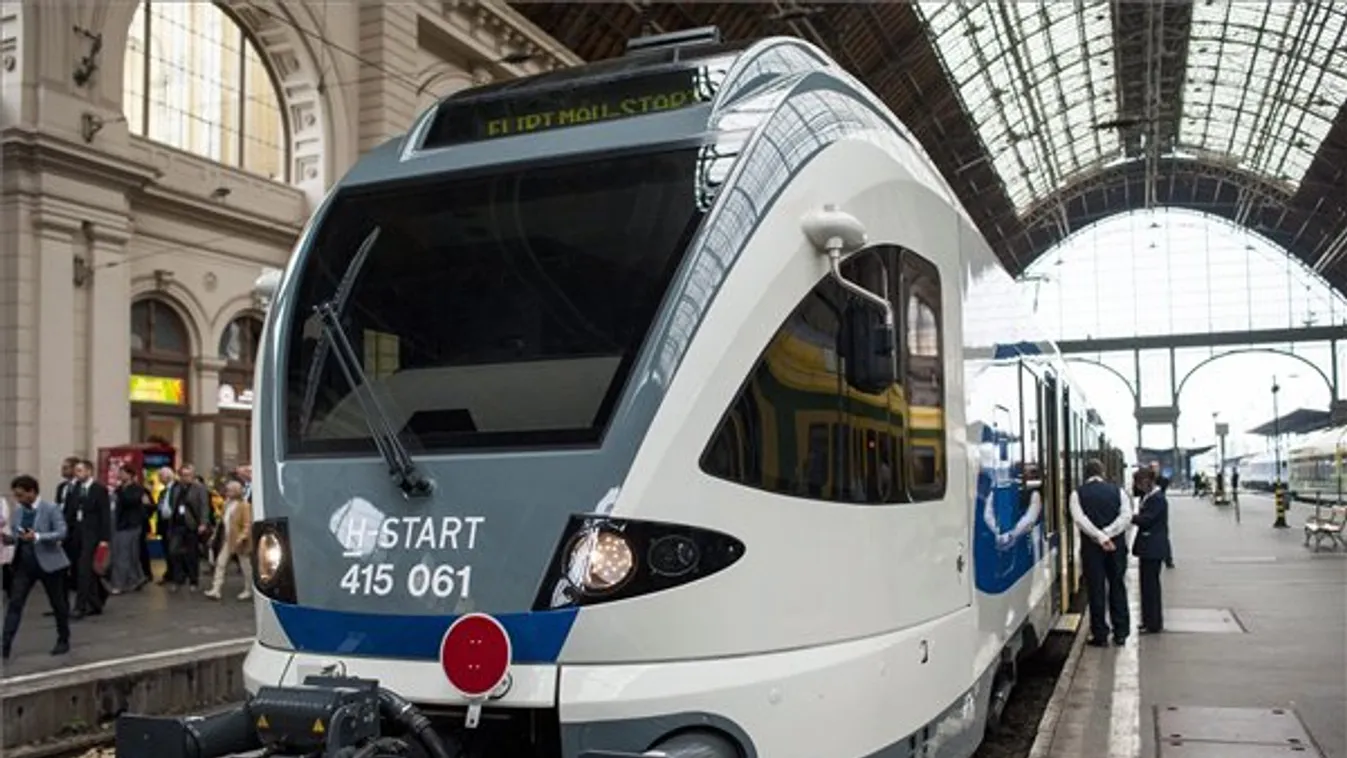 Busás jutalmakat osztogatott a kormány