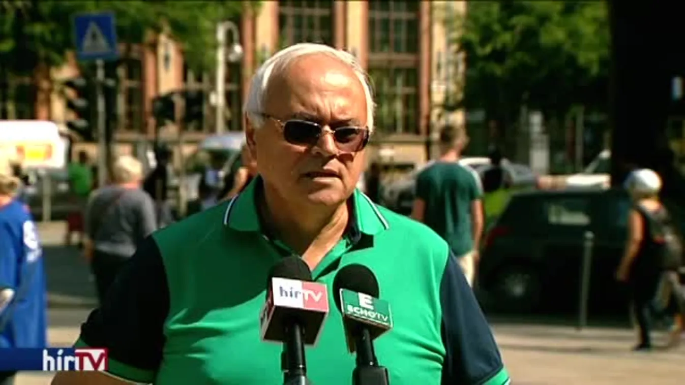 Balog Zoltán távozását követeli a DK