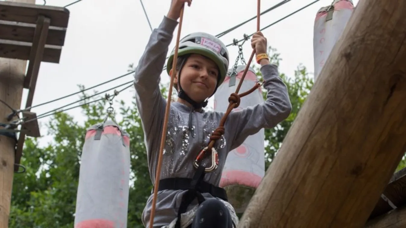 Támogatóvesztéstől fél a Bátor Tábor
