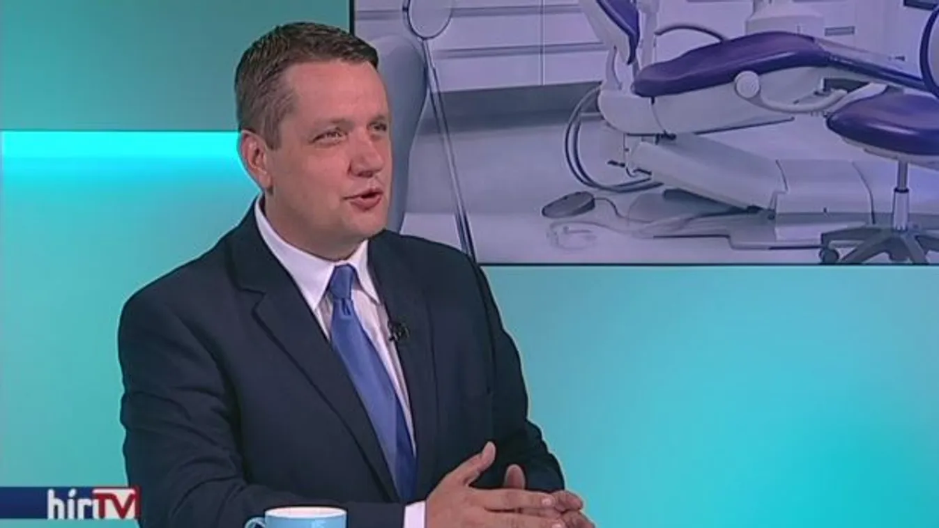 Szakács: Ez kommunikációs trükk