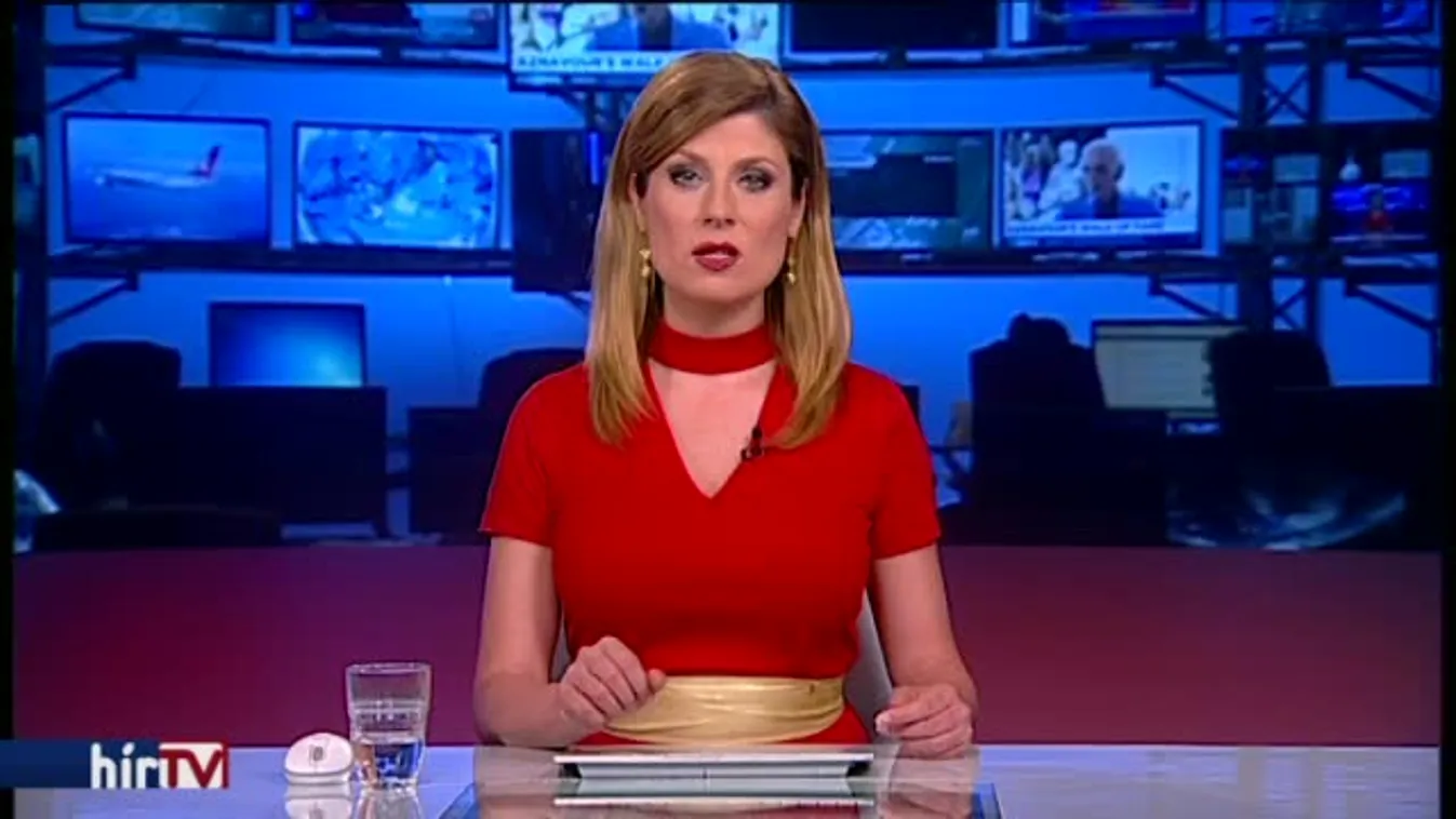 Palkovics: hiánytalanul kiszállítjuk a tankönyveket