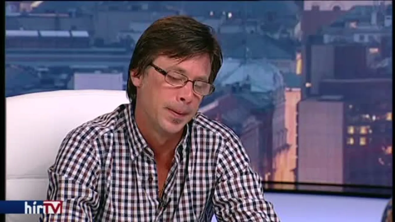 Egyenesen - Hátra arc?