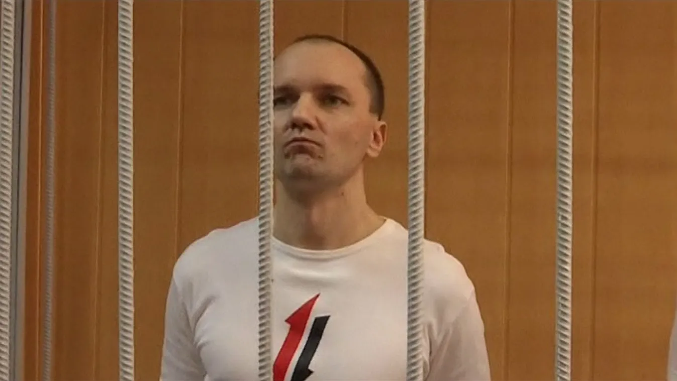 Eltűnt közpénzekről írt, lecsukták