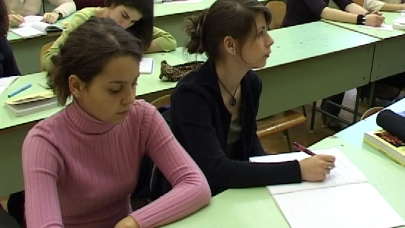 Százmilliókkal tartozhat pedagógusainak a szeged–csanádi egyházmegye