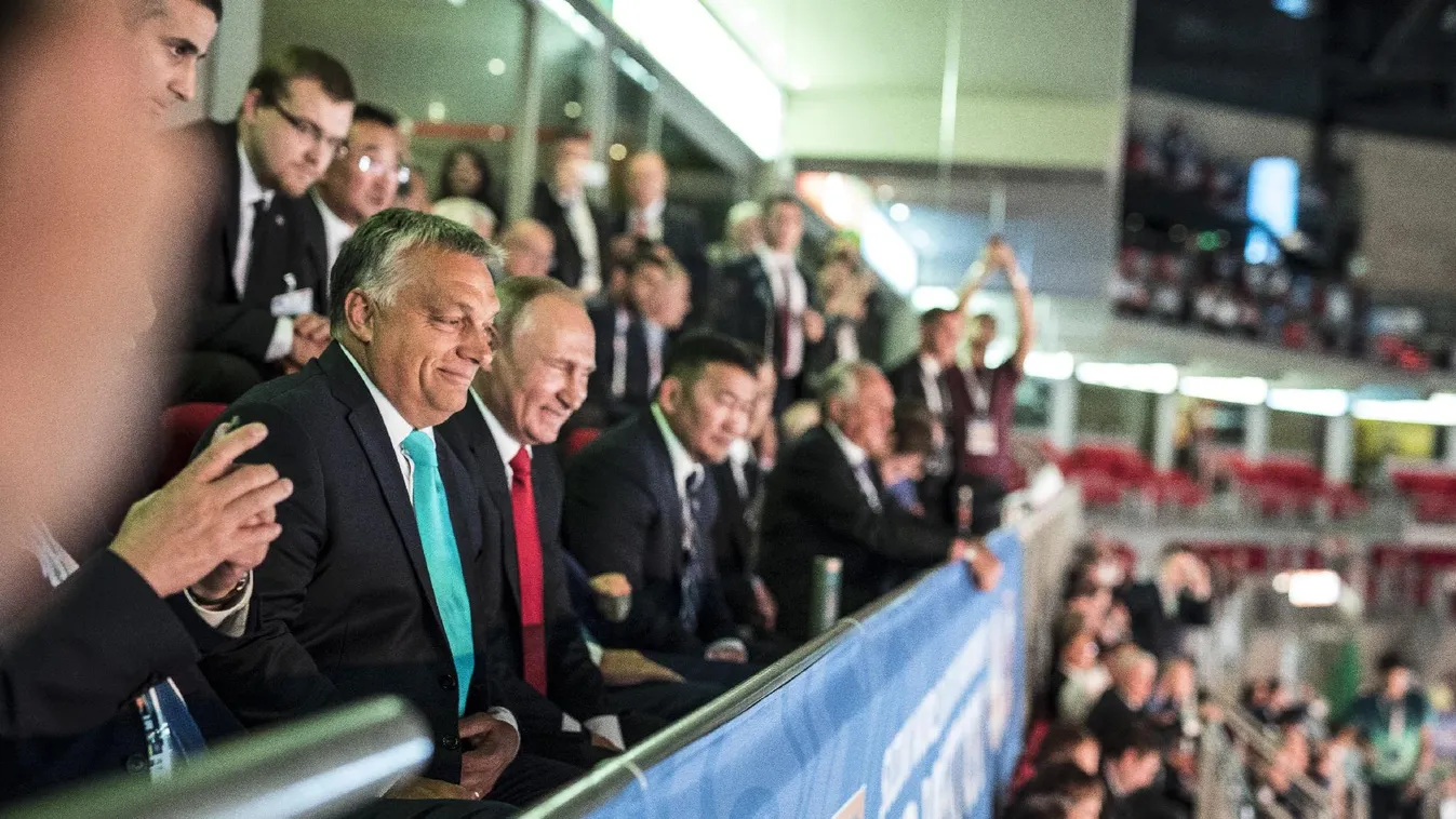 Putyin végül elment a dzsúdó-vb-re, de a megnyitót lekéste