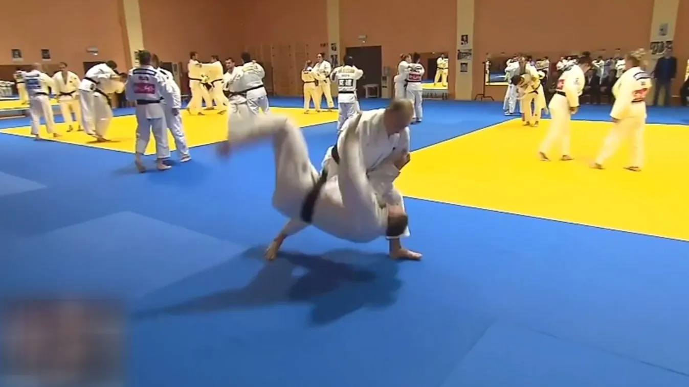 Dzsúdóversenyt néz, és Orbánnal tárgyal Putyin