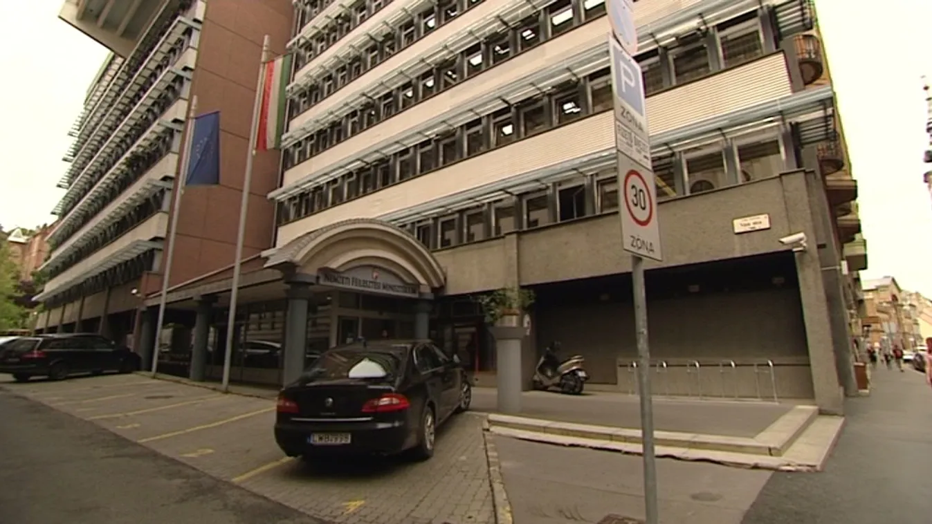 Milliós prémiumok a fejlesztési tárca cégeinél