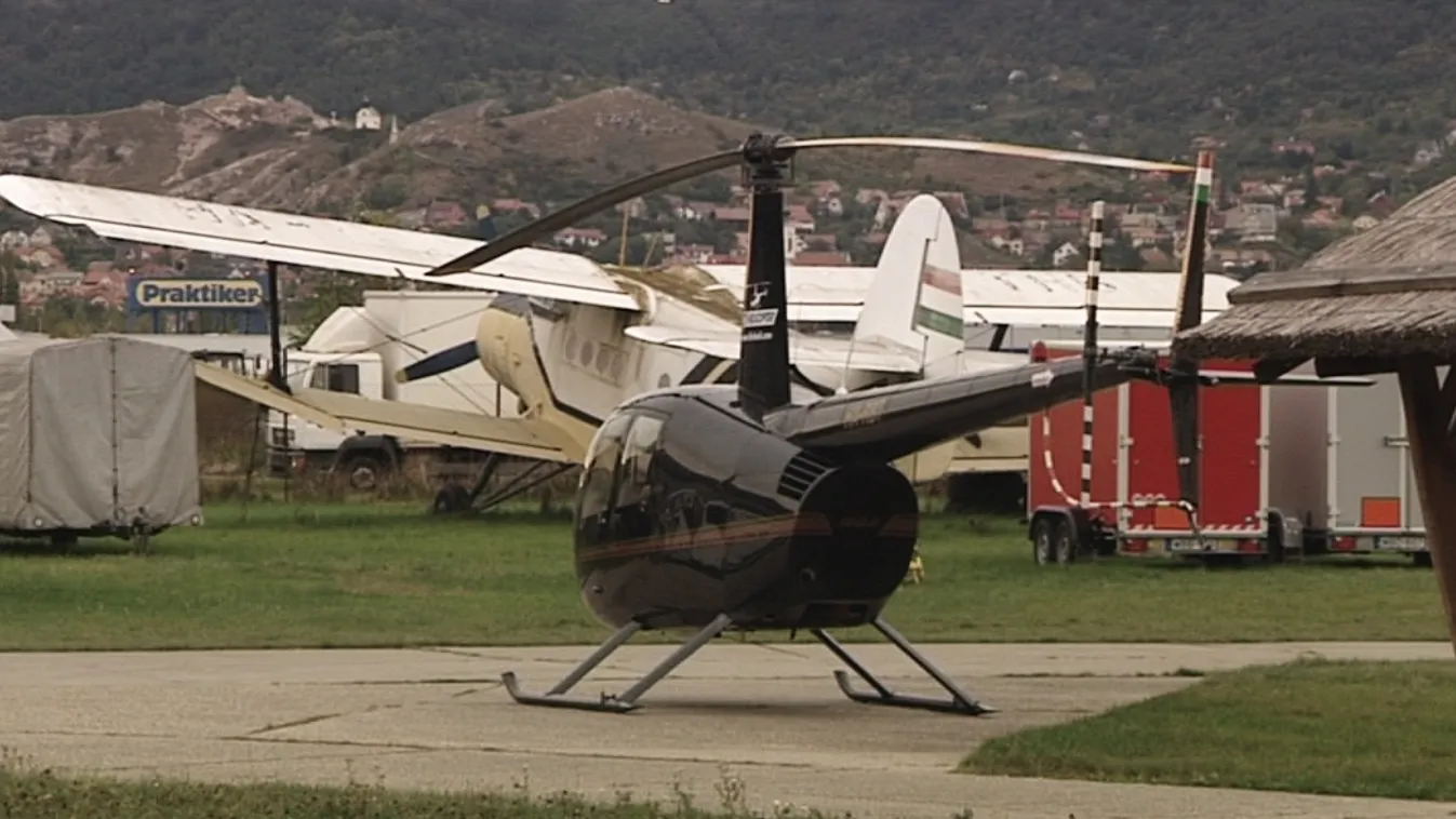 Vinné a budaörsi repülőteret Rogánék helikopteres üzletfele