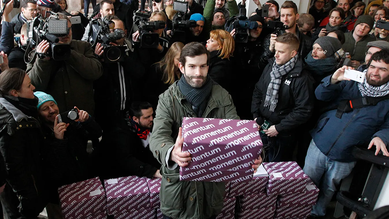 A 2012 előtti választásokat idézi a Momentum terve