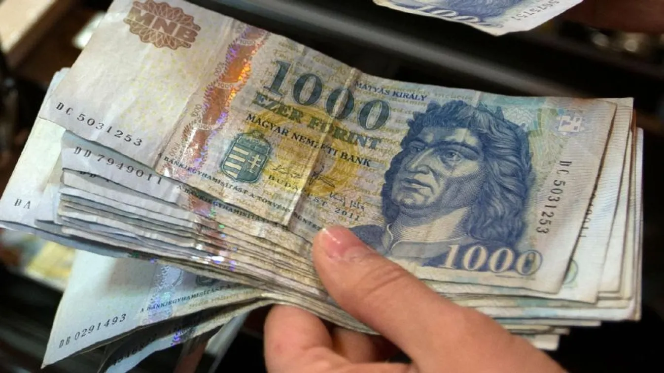 Milliókat költenek a frakciók – Lapzárta