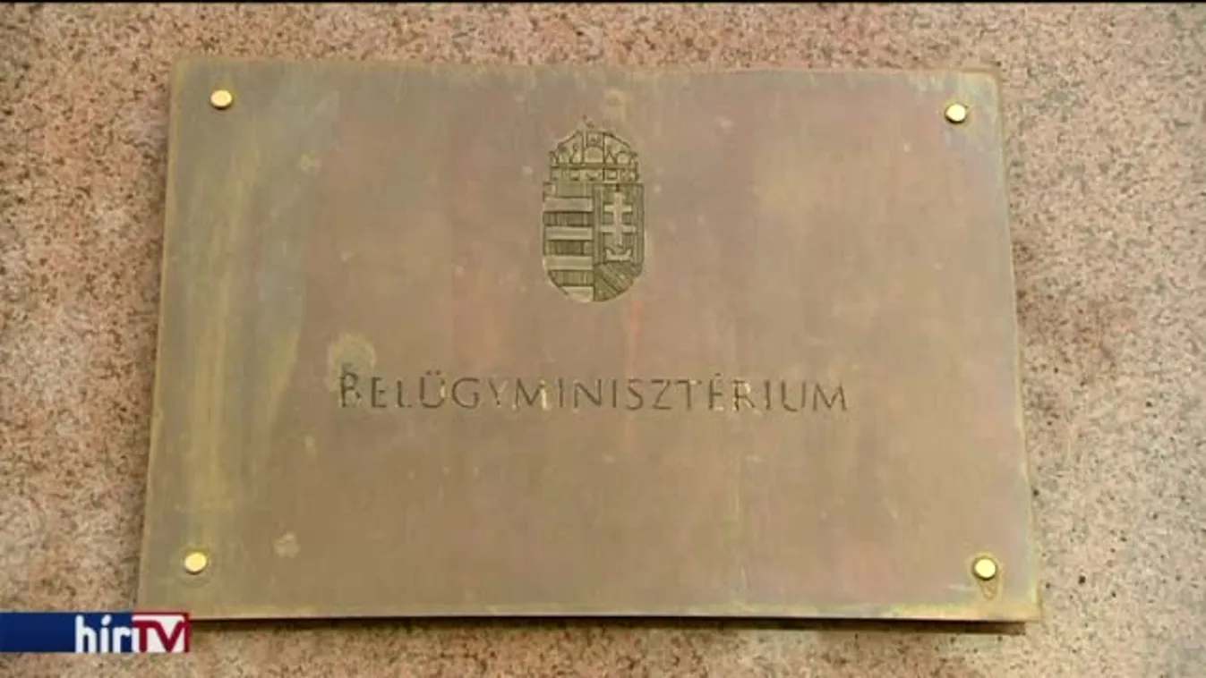 Nehézkes a BM Várba költözése