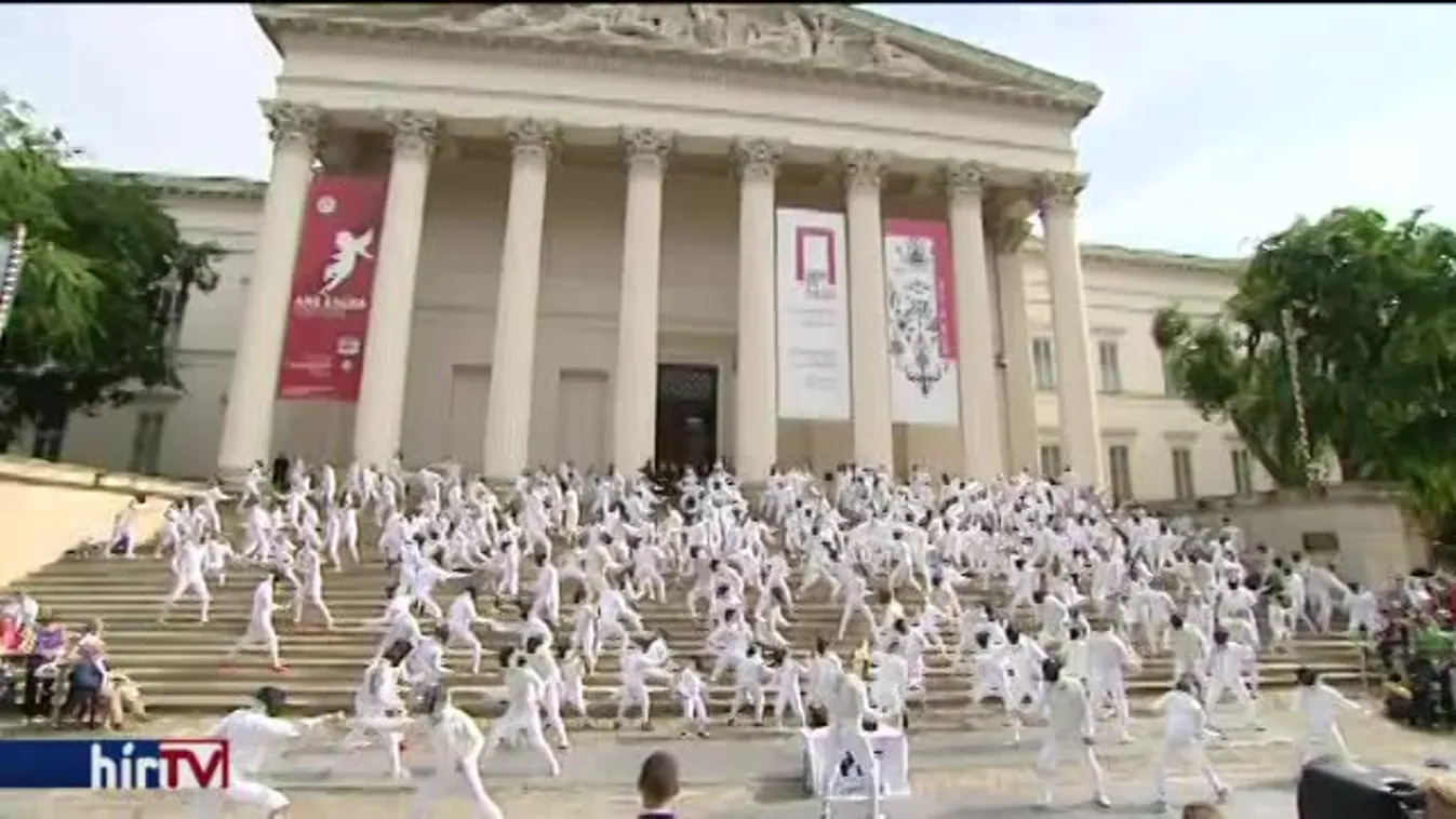 Szilágyi Áron nagy jövőjét látja a hazai vívásnak