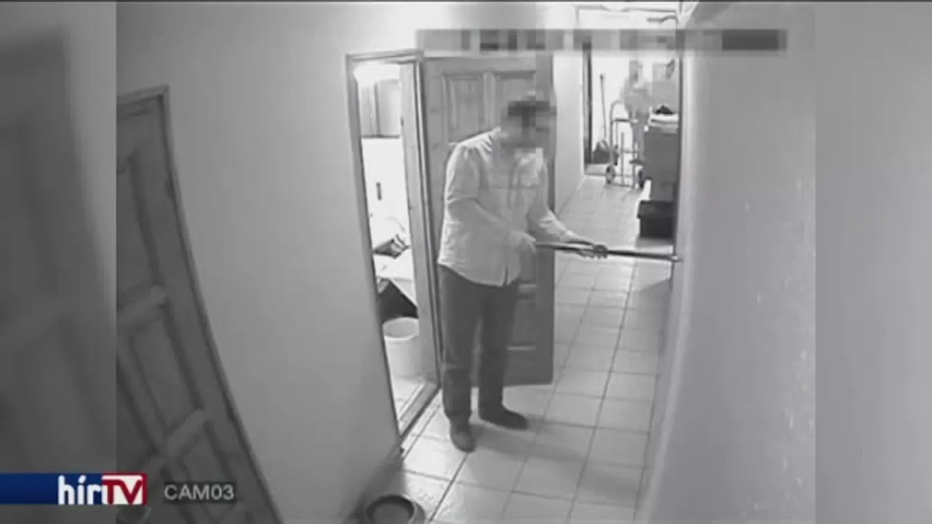 Vádat emeltek a volt rendőr ellen