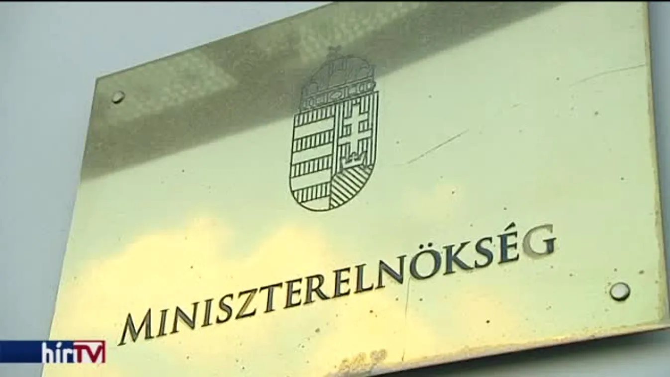 Rengeteg pénzért vesz festményeket a kancellária