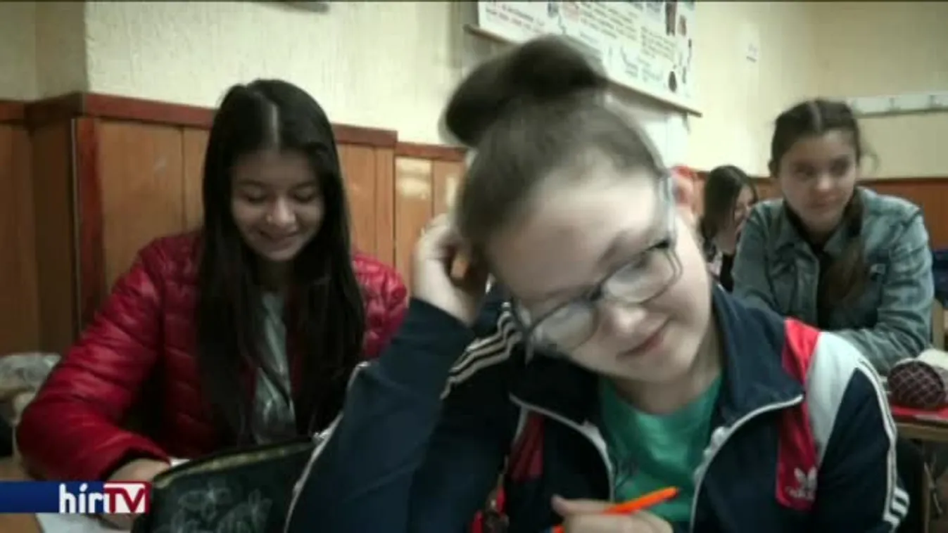 Hatályba léphet az ukrán nyelvtörvény - Porosenko aláírta