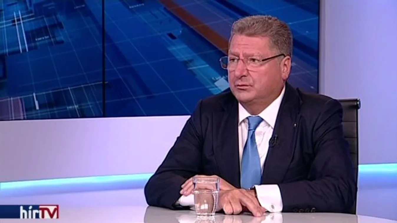 Parragh: Komoly szemléletváltással kell szembenéznünk