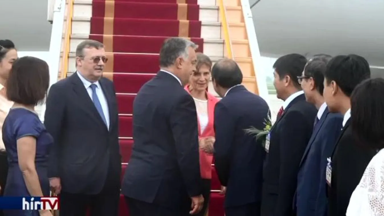 Orbán nem kap repülőt, bérleménnyel repked