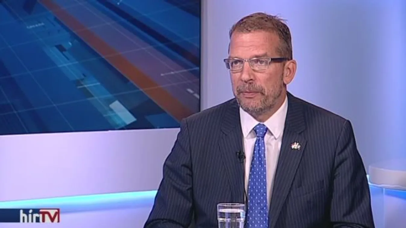 Évértékelő - Newsroom