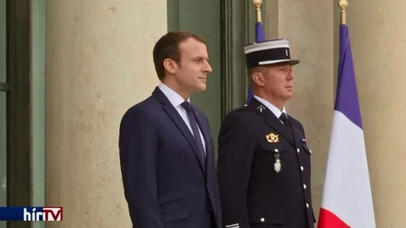 Macron jövőre adományozói konferenciát szervez