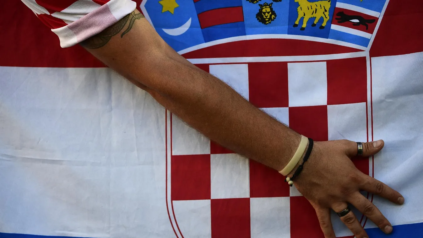 Magyar csalók árulnak horvát letelepedési kötvényt