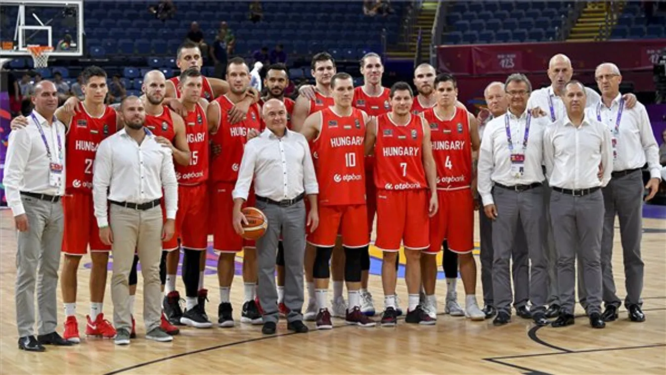 Hazatért a kosárlabda-válogatott