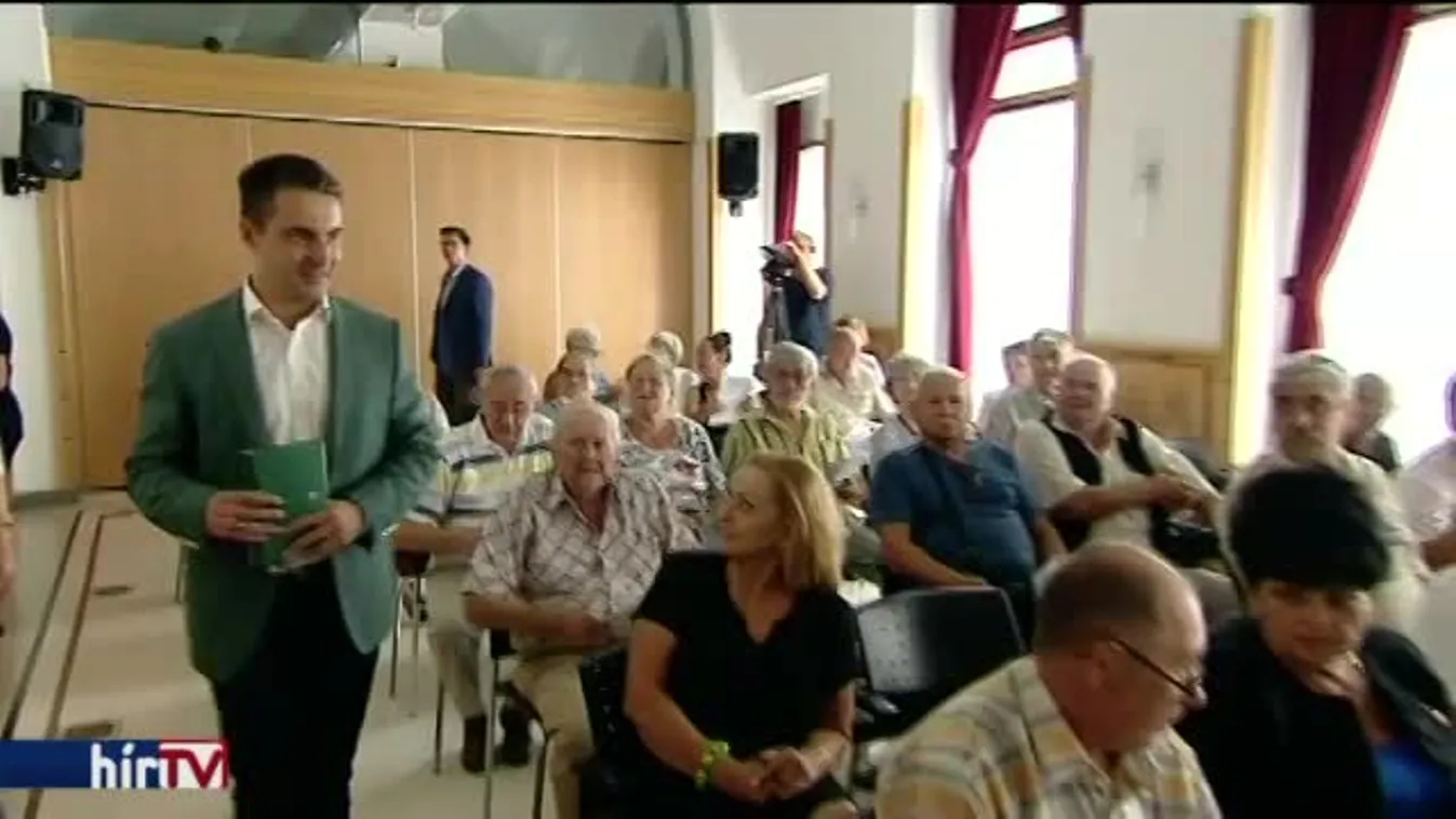 Nyugdíjas tagozatot alakított a Jobbik