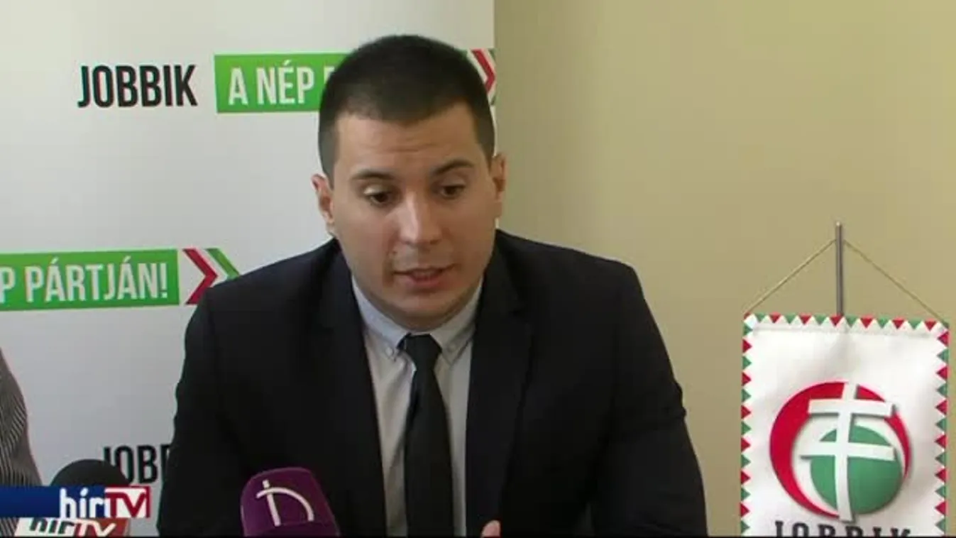 A pécsi képviselő-testület feloszlatását kezdeményezi a Jobbik