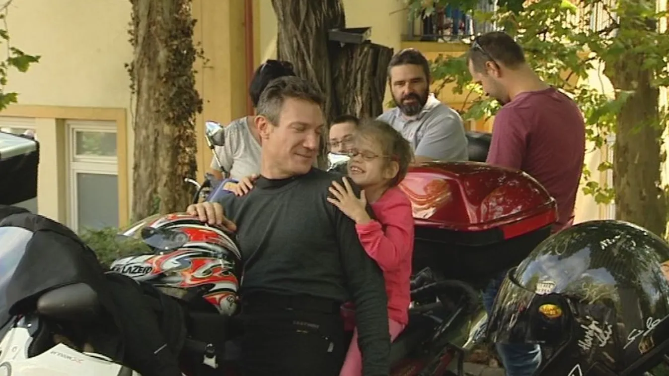 Motoron gurultak be a petősök az évnyitóra