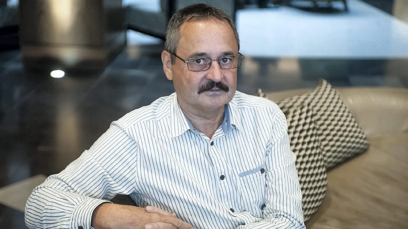 A termelő – Egyenesen