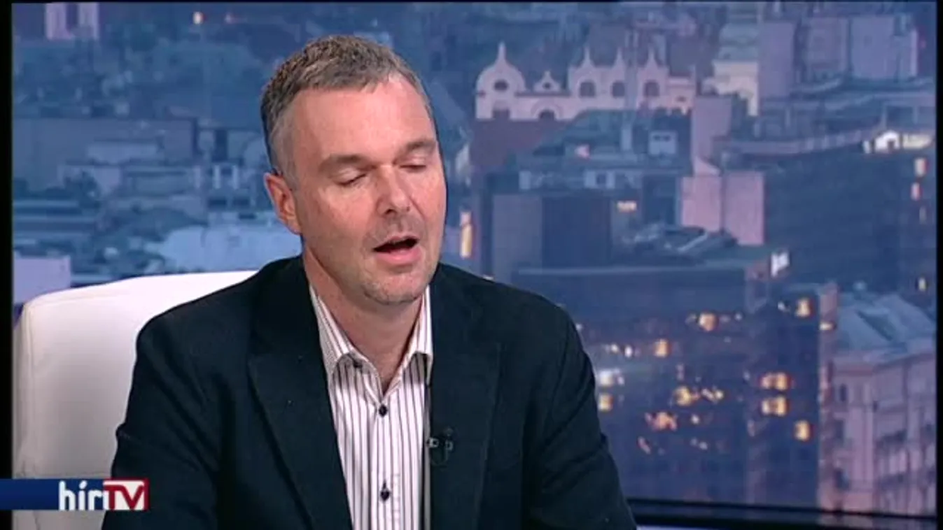 Egyenesen - Fehér gallér