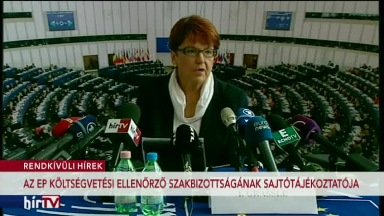 Lázár feleslegesen rettegett, megsimogatták Orbánék fejét