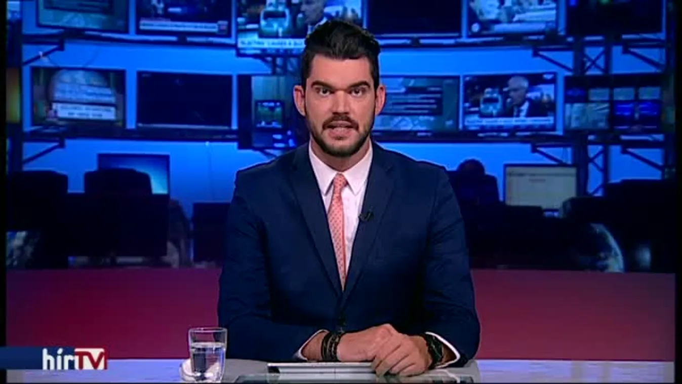 Módosítják a plakáttörvényt