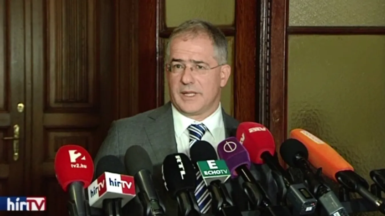 Kósa olyat érvelt Mészáros kapcsán, hogy ügyes, aki ezt megérti