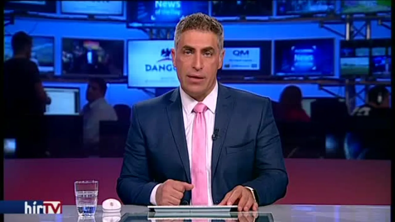 Focipályát adtak át a hátrányos helyzetű településen