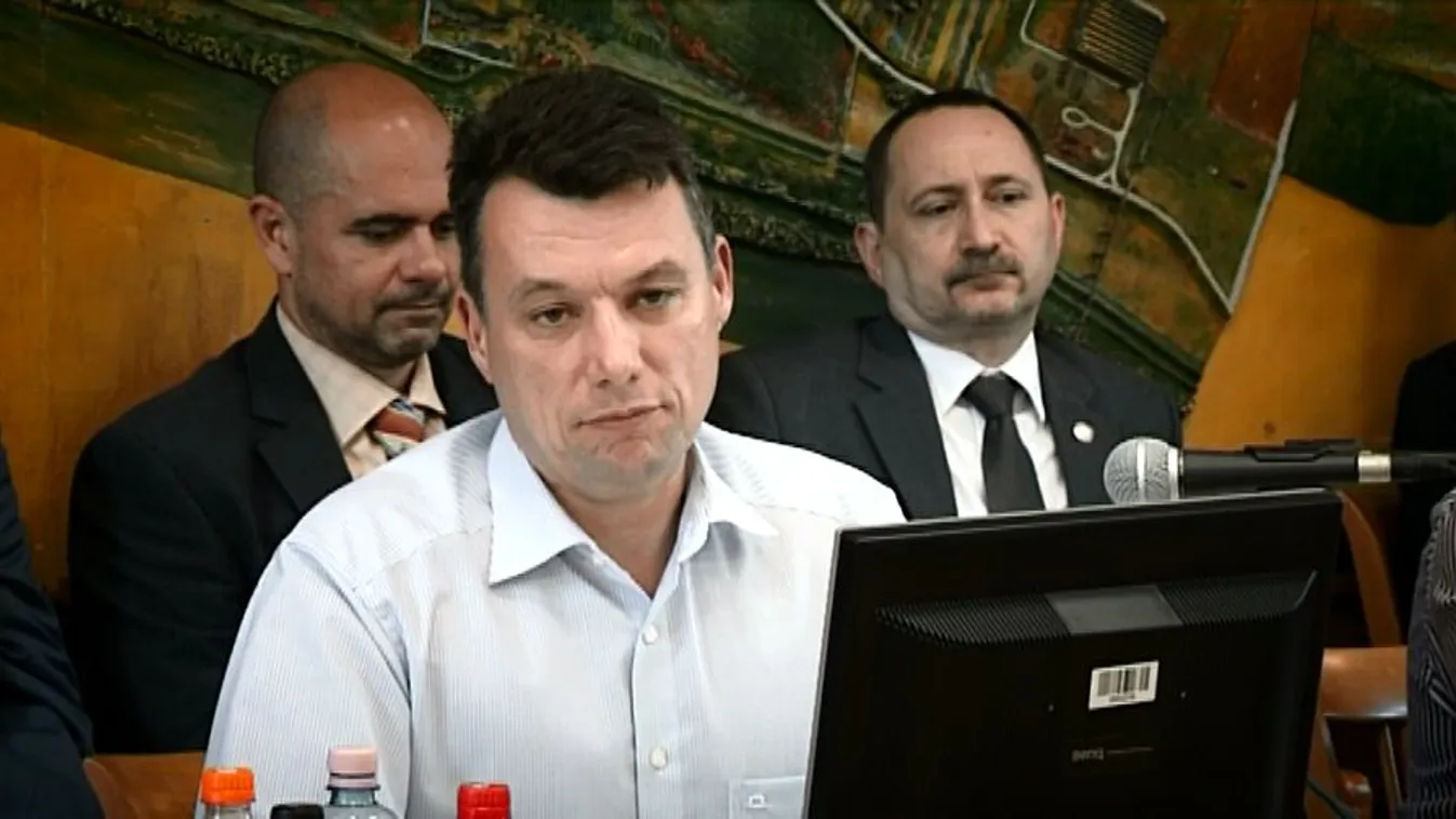 Beteg DK-s tiszteletdíját vonta meg a fideszes polgármester