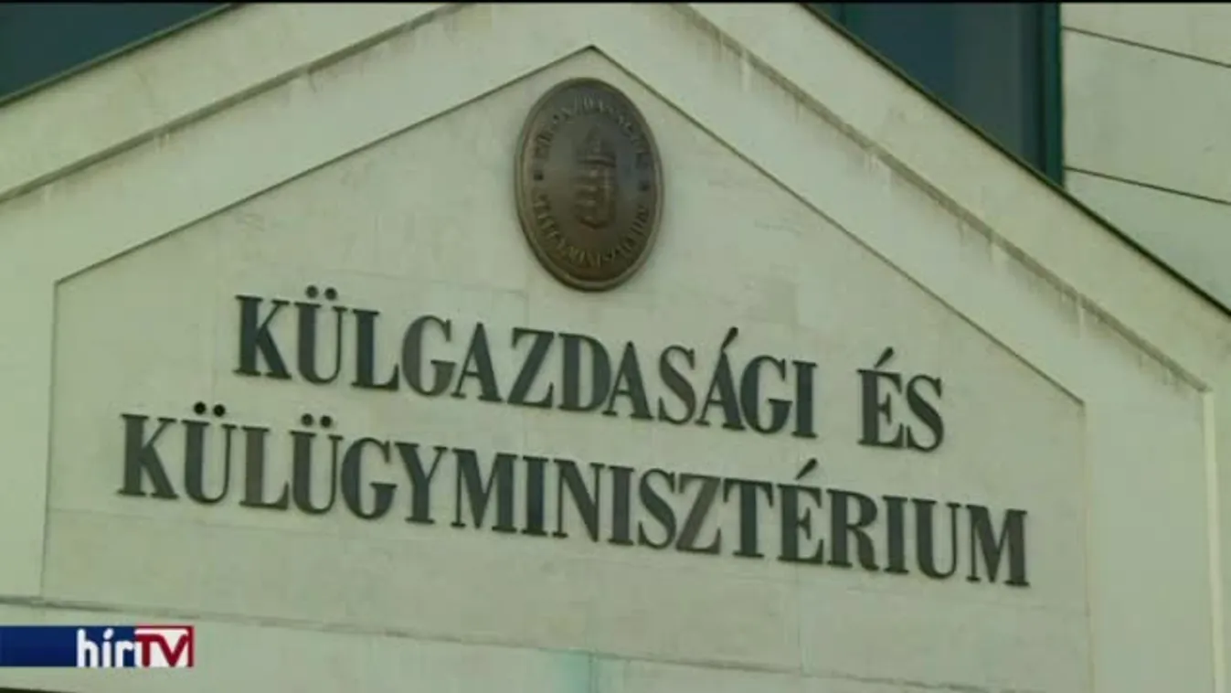 Román frontot is nyitott a külügy