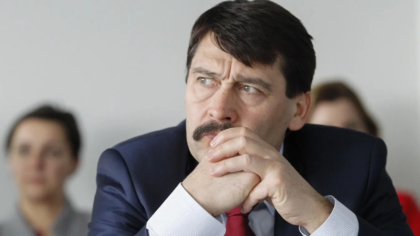 Megfosztanák tisztségétől Ádert