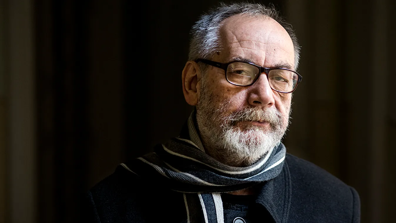 Elmebaj – Egyenesen