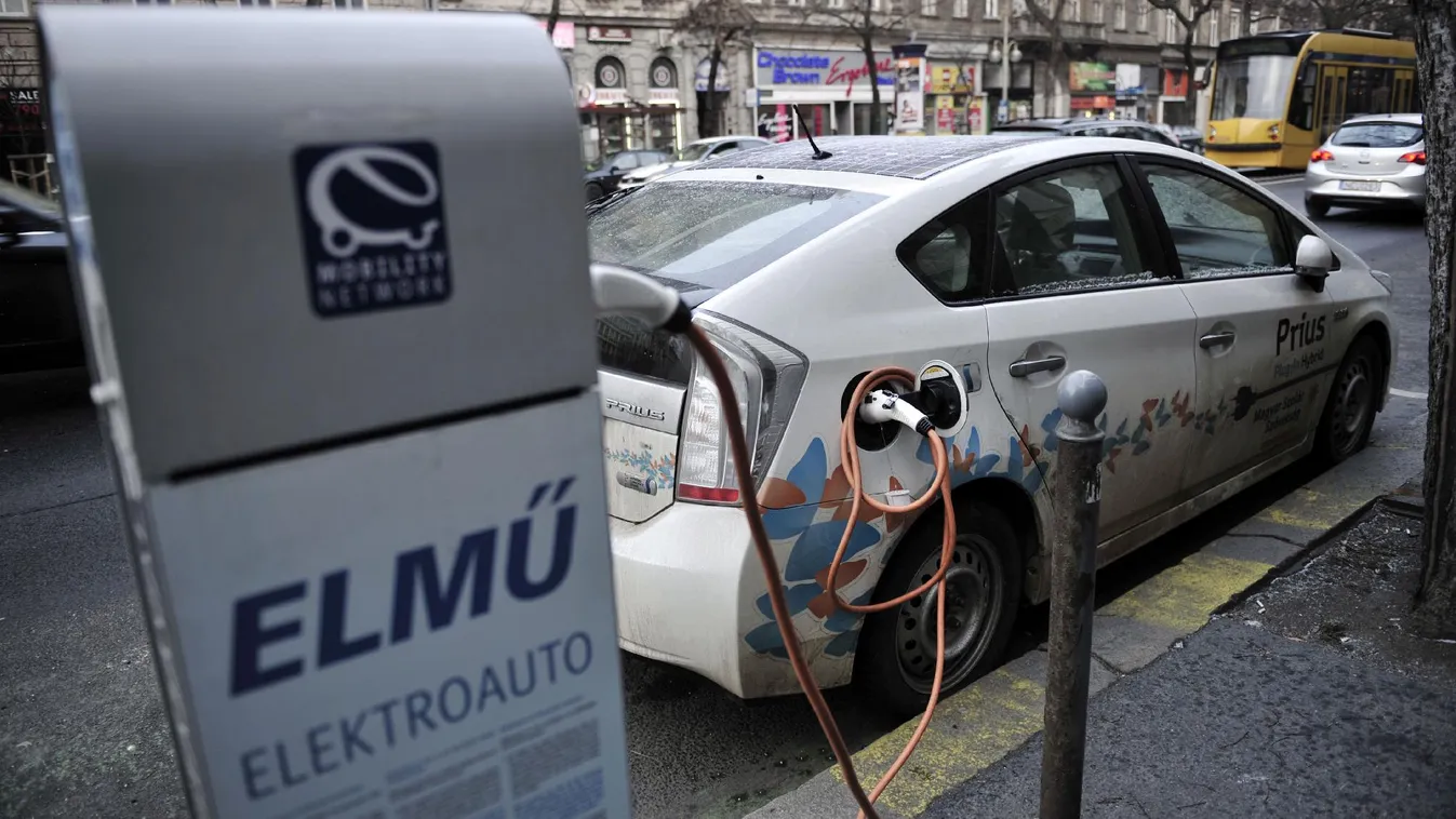 Újabb területen tarolhat a holdudvar