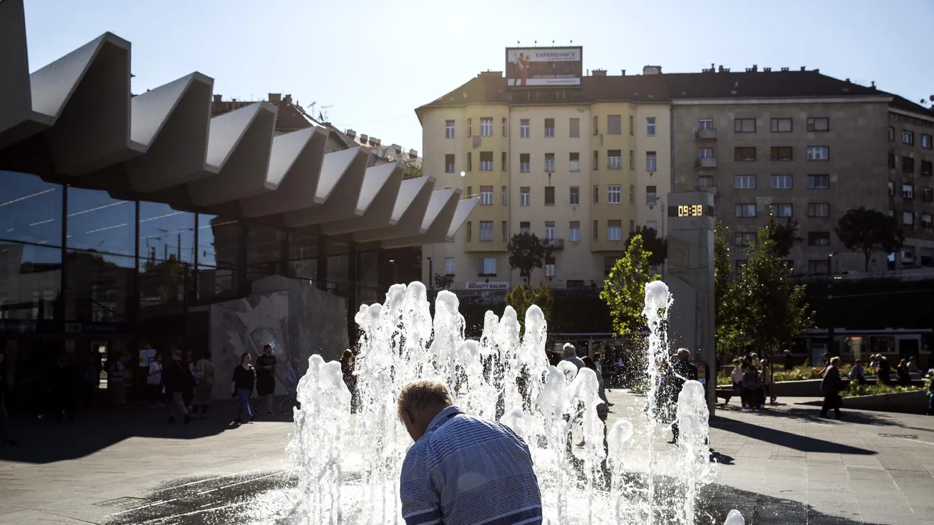 A gombától a legyezőig, avagy a Gödörtől a Széll Kálmán térig