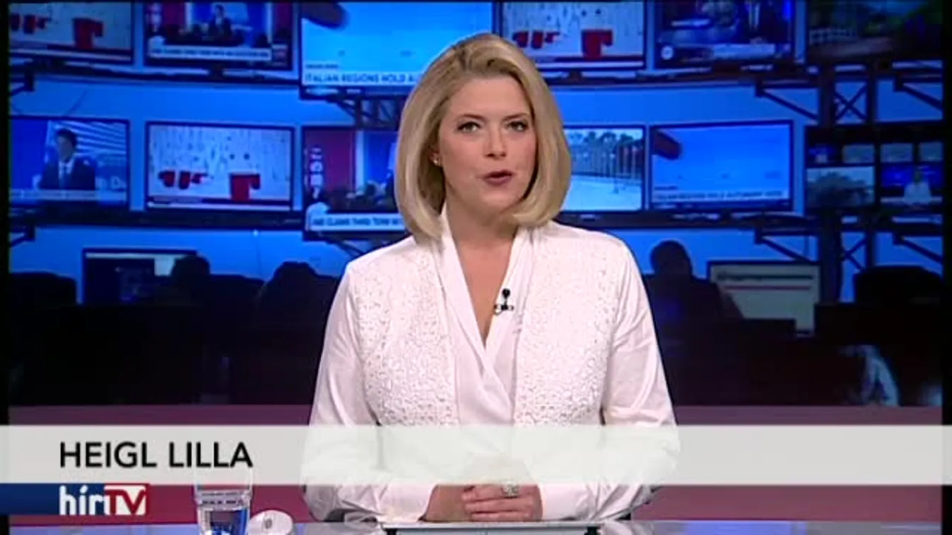 Felvonták a nemzeti lobogót a Parlamentnél