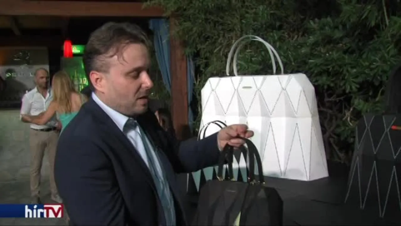 Építészek és diákok Milánóban