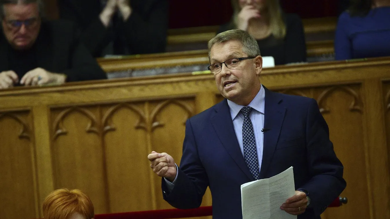 Matolcsy György szerint lenne még hova emelni a jegybanki fizetéseket