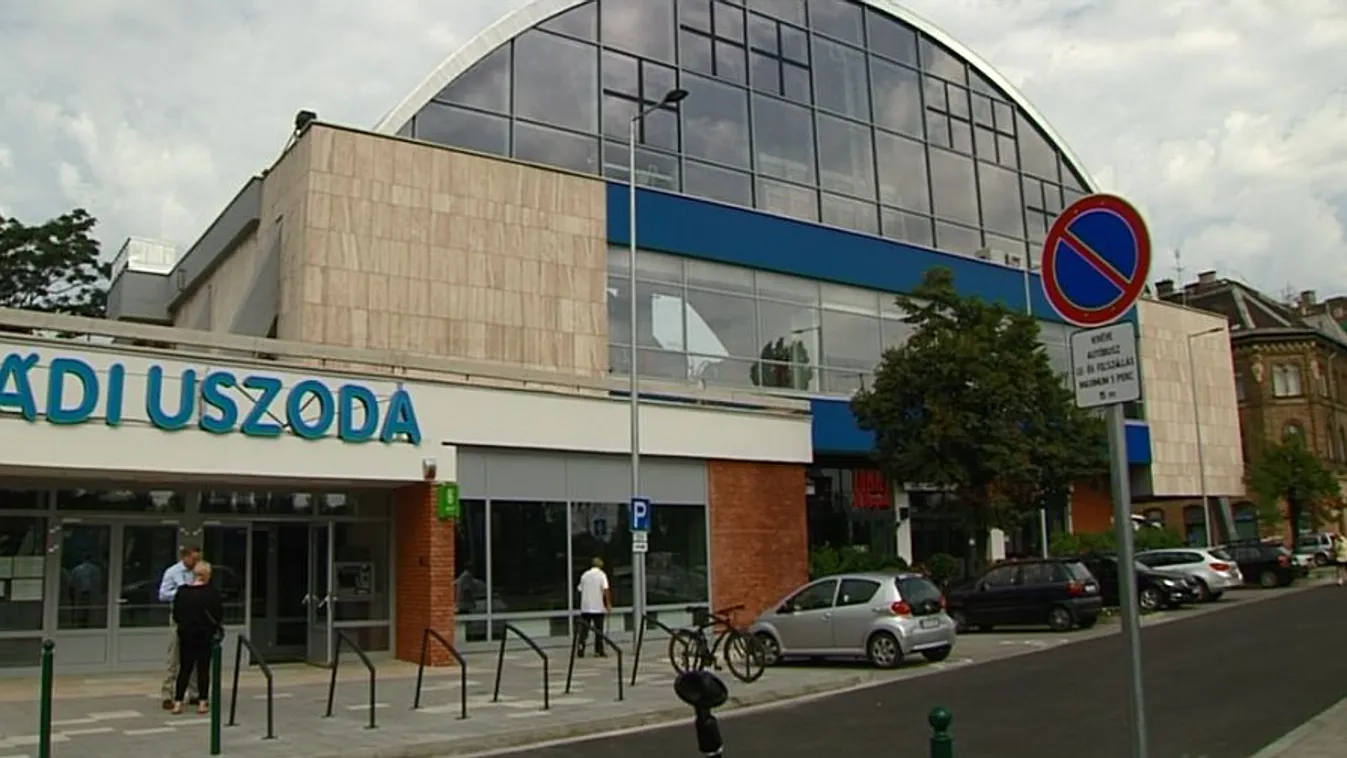 Még mindig nőnek a vizes vb költségei