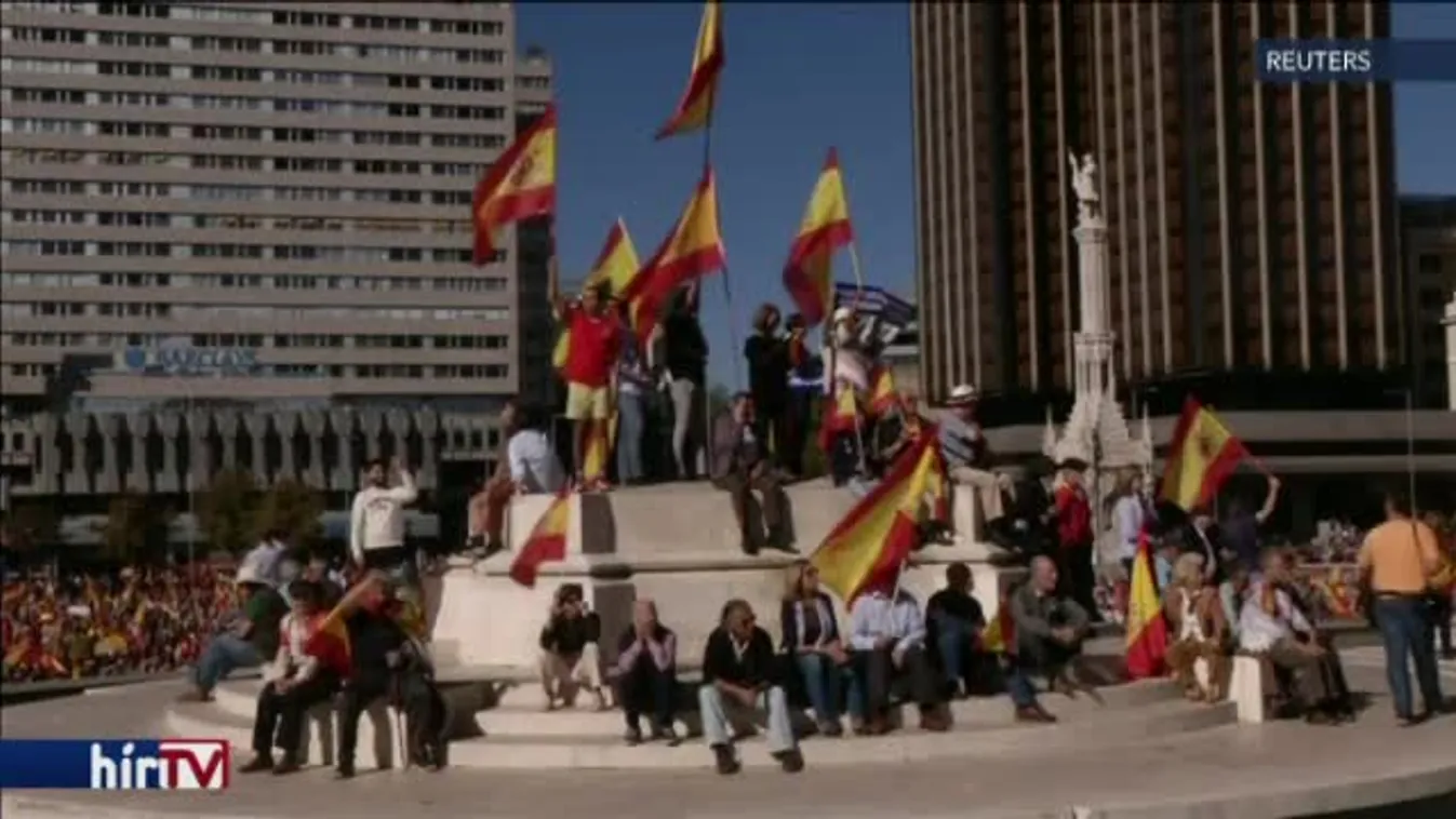 Feloszlatták a katalán kormányt, előre hozott választás jön