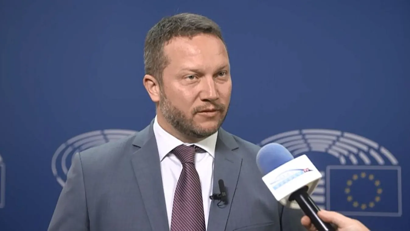 „A magyaroknak is érdekük egy Polt Pétertől független ügyészség”