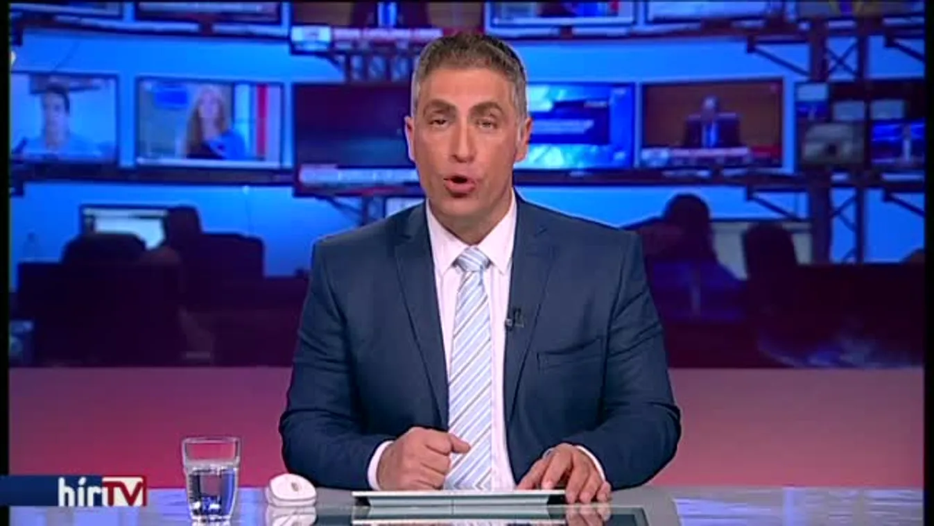 Összefestették a Trevi-kutat