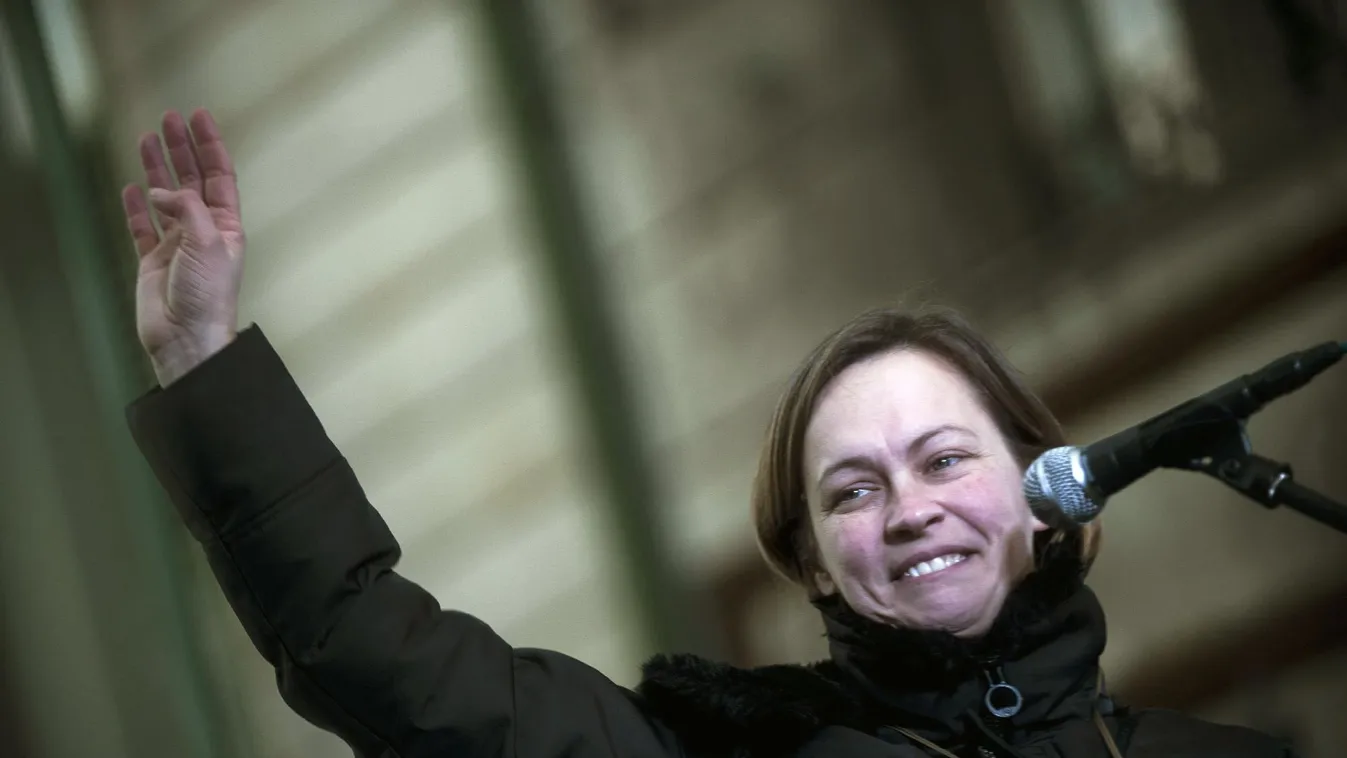 Zaklatási botrány – Newsroom