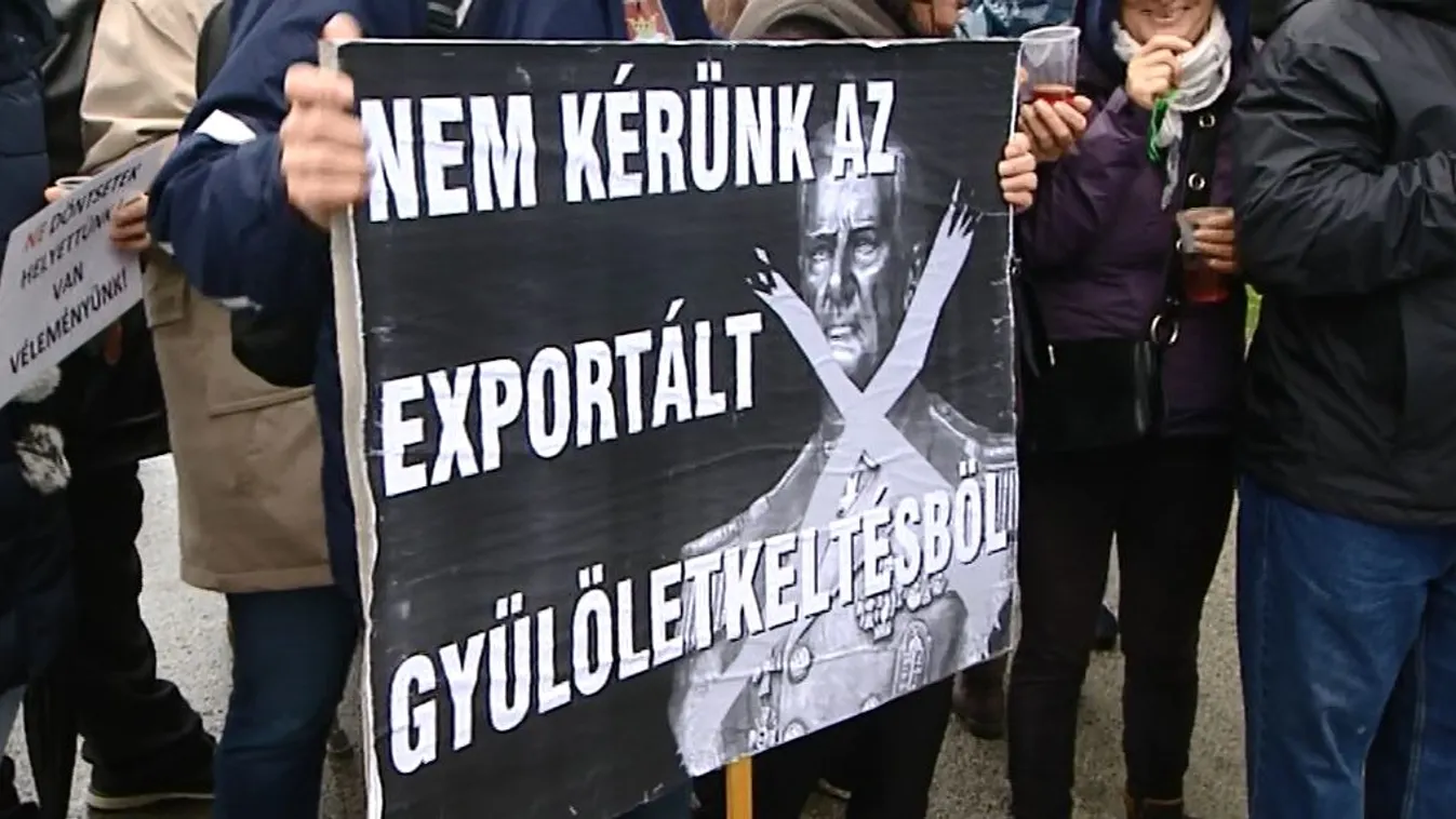 A tiltakozás miatt nem avatták fel Horthy Miklós szobrát