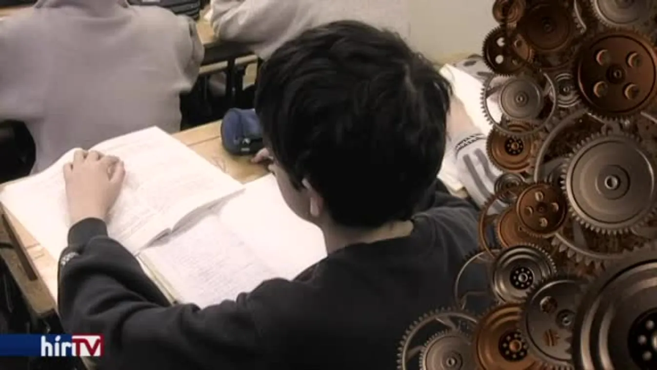 Elmúlt8év – Központosítás mindenáron